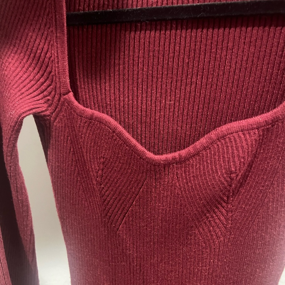 Elegant Burgundy Knit Dress